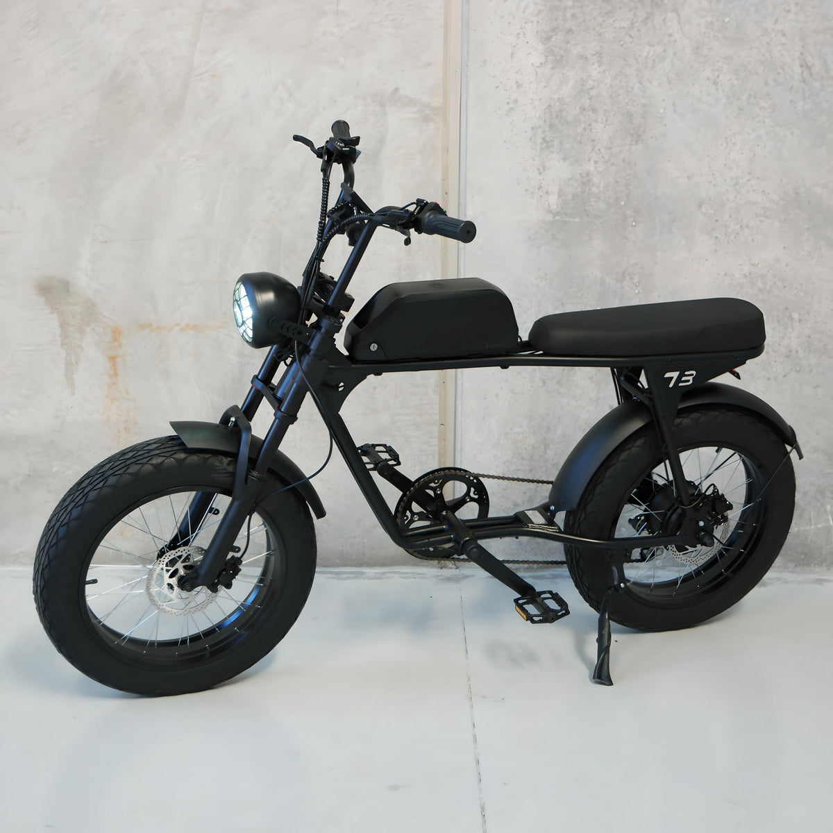 SC73 - Super Retro 73 Cruiser - 500w Electric Bike