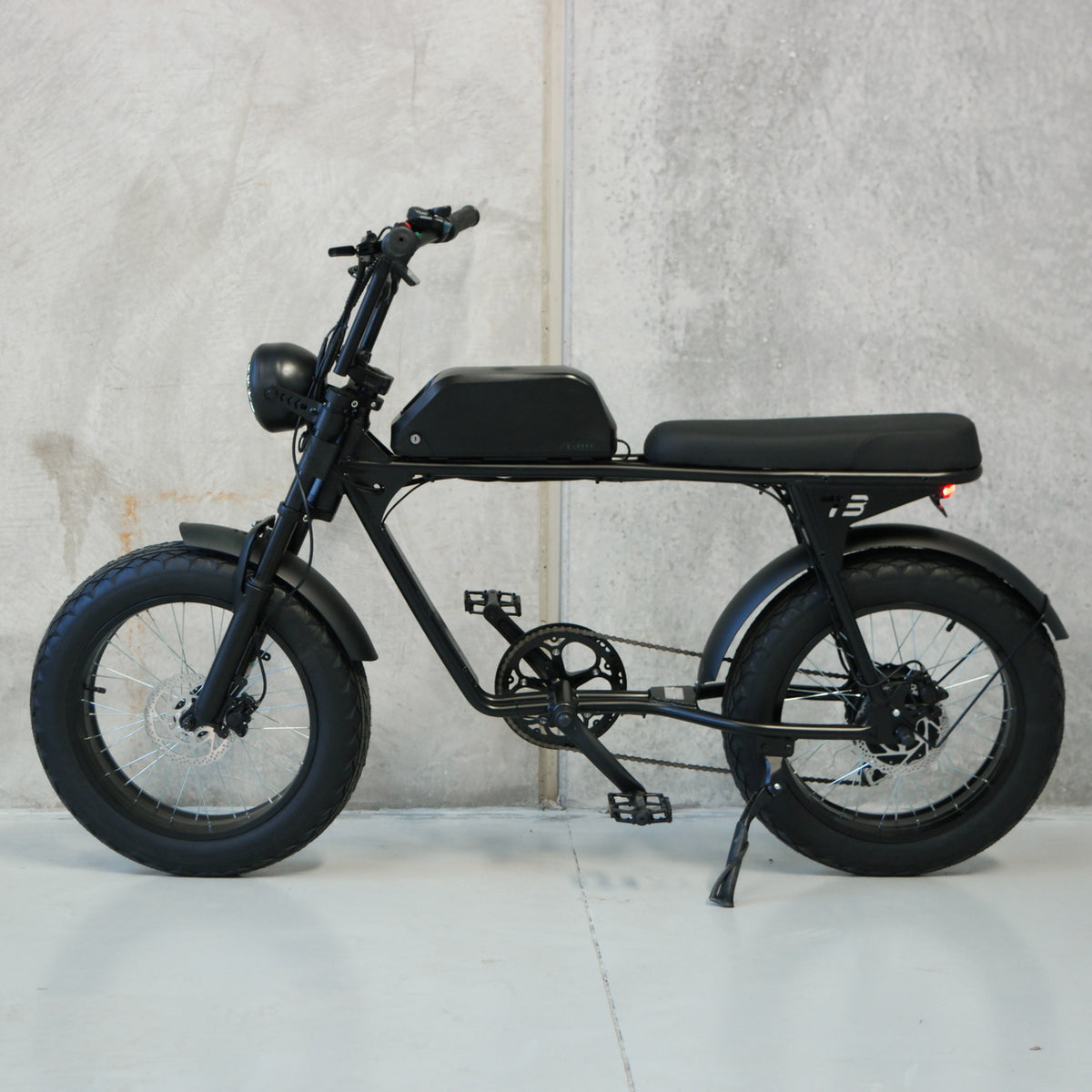 SC73 - Super Retro 73 Cruiser - 500w Electric Bike